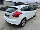 Ford Focus 1.0 i N.o.v 89h.k.m