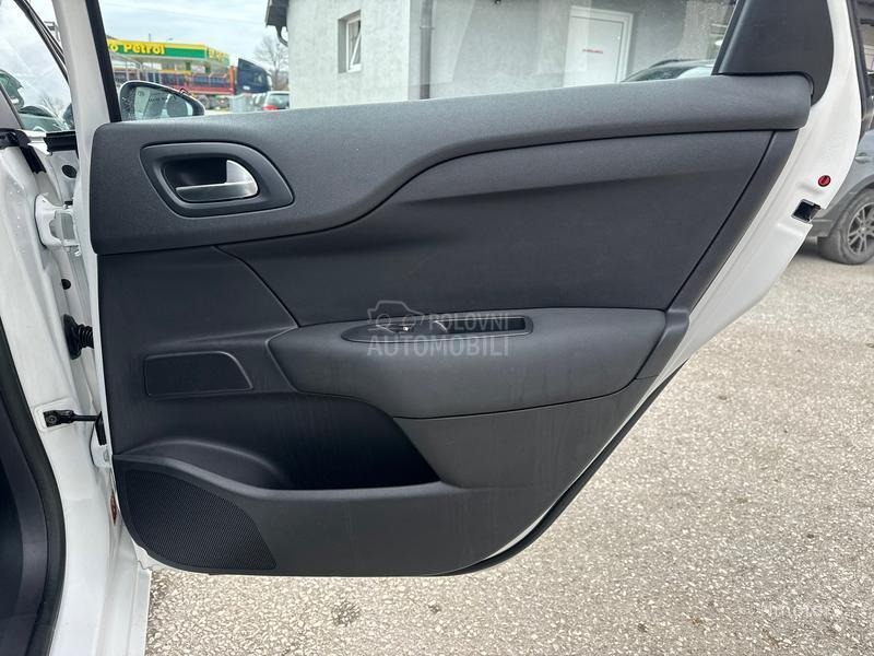 Citroen C4 1.2 i PURETECH