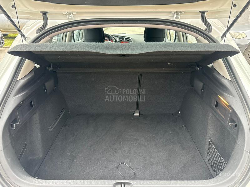 Citroen C4 1.2 i PURETECH