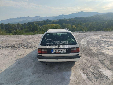 Volkswagen Passat B3 1.8