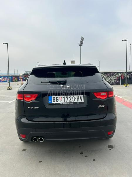 Jaguar F pace 