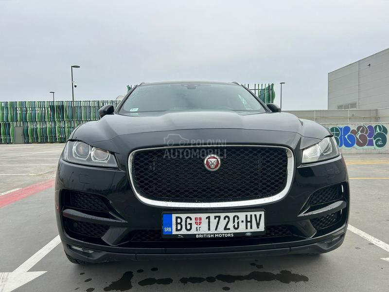 Jaguar F pace 