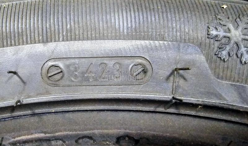 Taurus 225/45 R18 Zimska