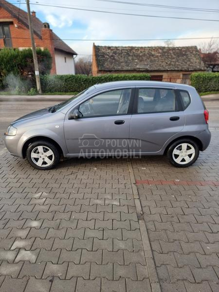 Chevrolet Aveo 