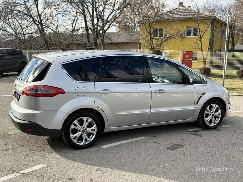Ford S-Max 