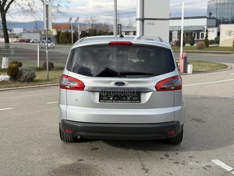 Ford S-Max 