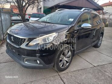 Peugeot 2008 1.2 STYLE