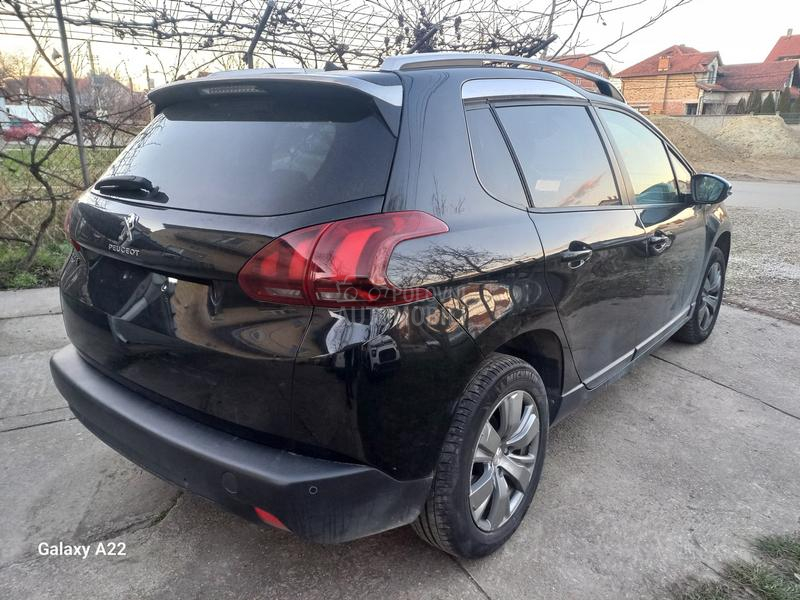 Peugeot 2008 1.2 STYLE