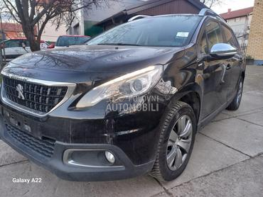 Peugeot 2008 1.2 STYLE