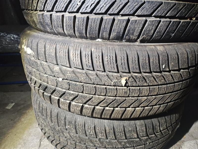 Continental 225/60 R18 Zimska