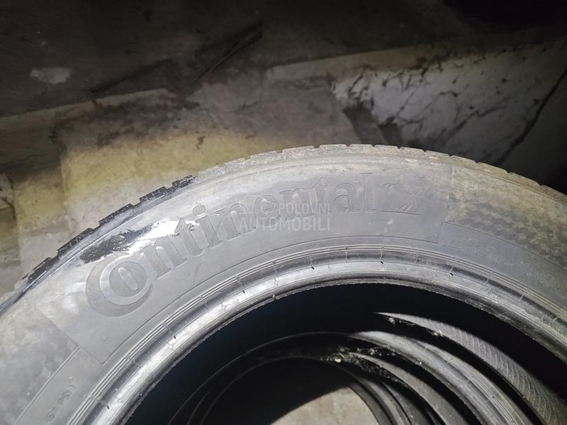 Continental 225/60 R18 Zimska