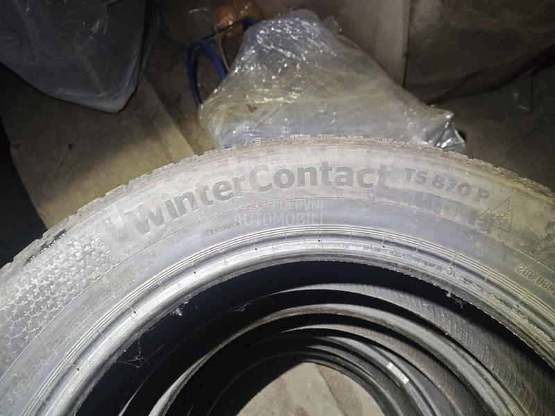 Continental 225/60 R18 Zimska