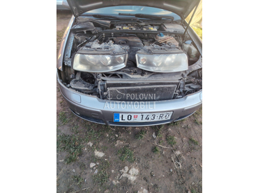 farovi za Audi A4 od 2002. do 2004. god.