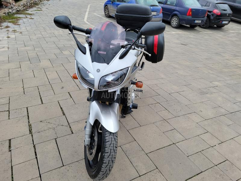 Yamaha fazer 1000 CH