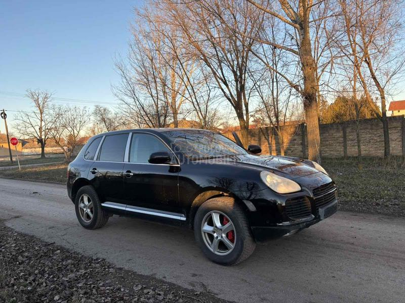 Porsche Cayenne 