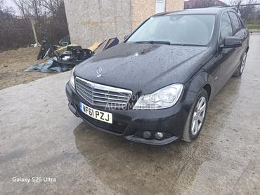 Hauba w204 Restajling za Mercedes Benz C Klasa od 2010. do 2015. god.