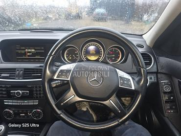 Volan W204 Restajling za Mercedes Benz C Klasa od 2010. do 2015. god.