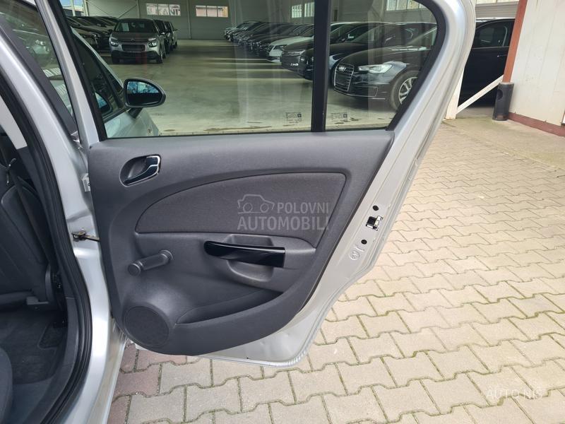Opel Corsa D 1.4 EDITION 111