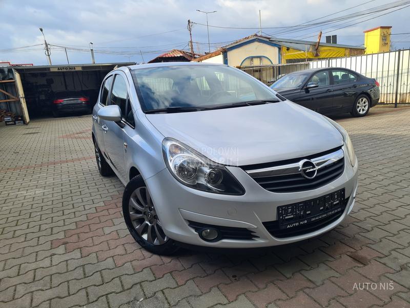 Opel Corsa D 1.4 EDITION 111