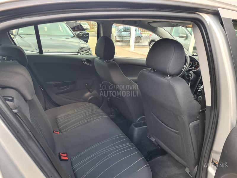 Opel Corsa D 1.4 EDITION 111