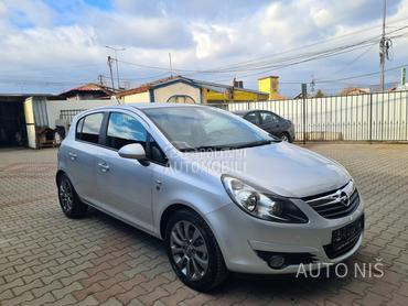 Opel Corsa D 1.4 EDITION 111