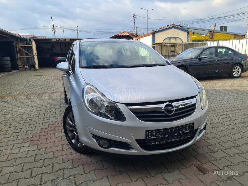 Opel Corsa D 1.4 EDITION 111