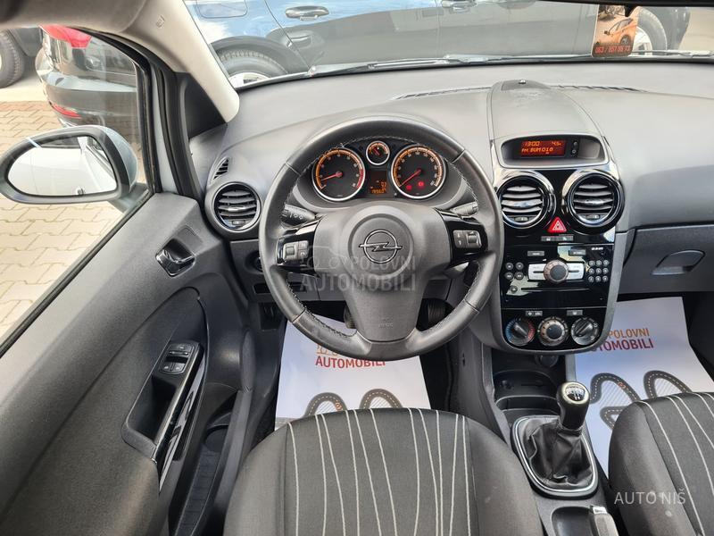 Opel Corsa D 1.4 EDITION 111