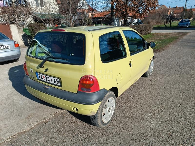 Renault Twingo 1.2b dugo  r e g