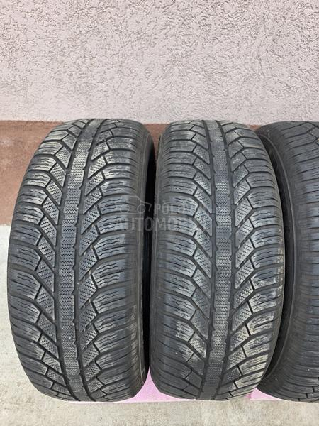 Semperit 235/60 R18 Zimska