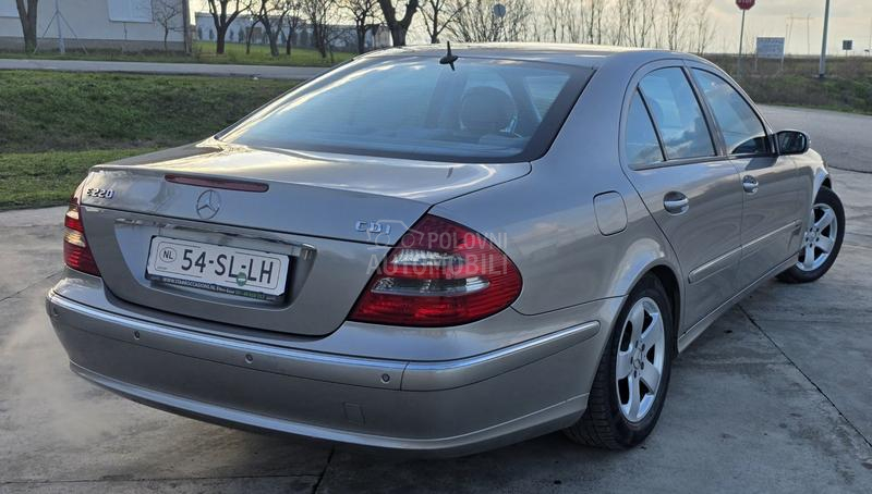 Mercedes Benz E 220 2.2 AVANGARD
