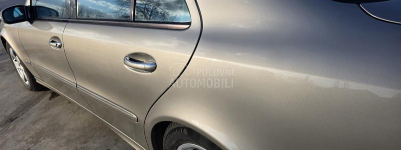 Mercedes Benz E 220 2.2 AVANGARD