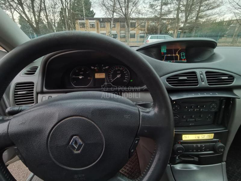 Renault Laguna 