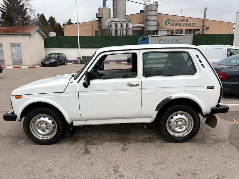 Lada Niva 