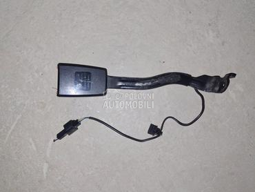 sigurnosni pojac za Volkswagen Golf 5 od 2003. do 2009. god.