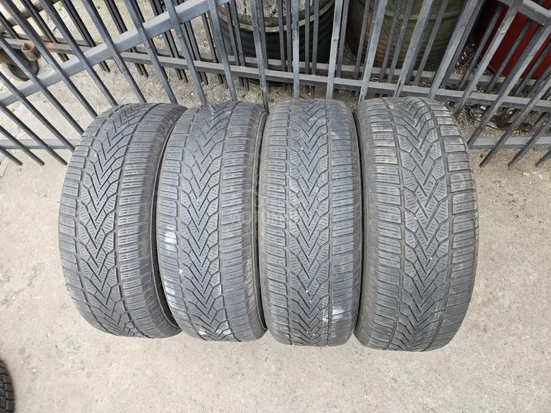 Semperit 215/65 R16 Sve sezone