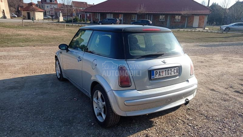 MINI Cooper 1600