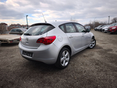 Opel Astra J 1.6 ENJOY