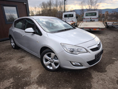 Opel Astra J 1.6 ENJOY