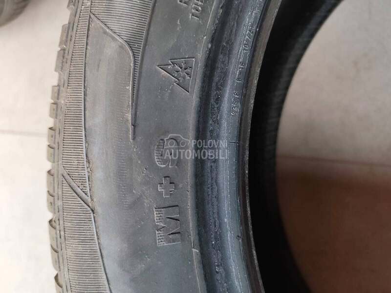 Dunlop 215/60 R17 Sve sezone