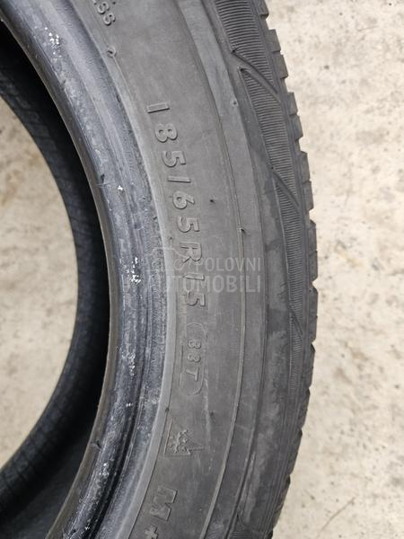 Dunlop 185/65 R15 Zimska