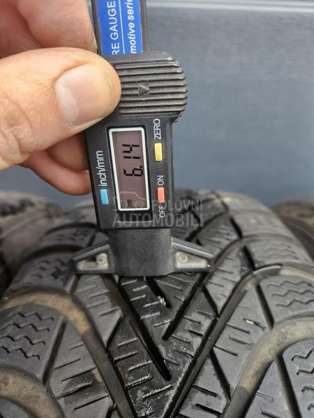 Pirelli 175/75 R15 Zimska