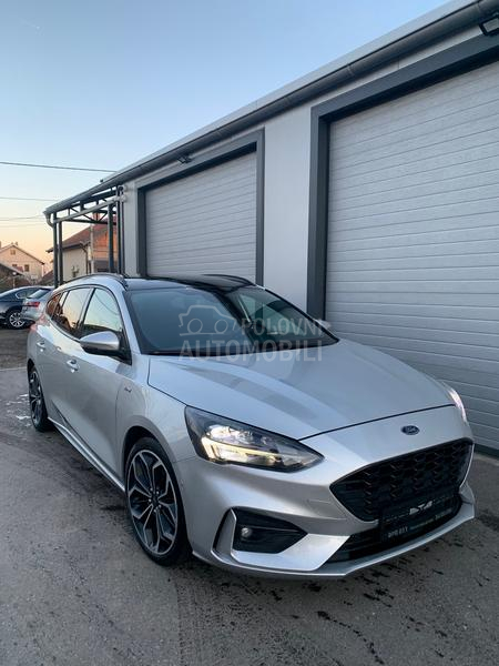 Ford Focus 2.0 ST Line