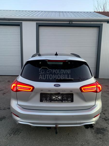 Ford Focus 2.0 ST Line