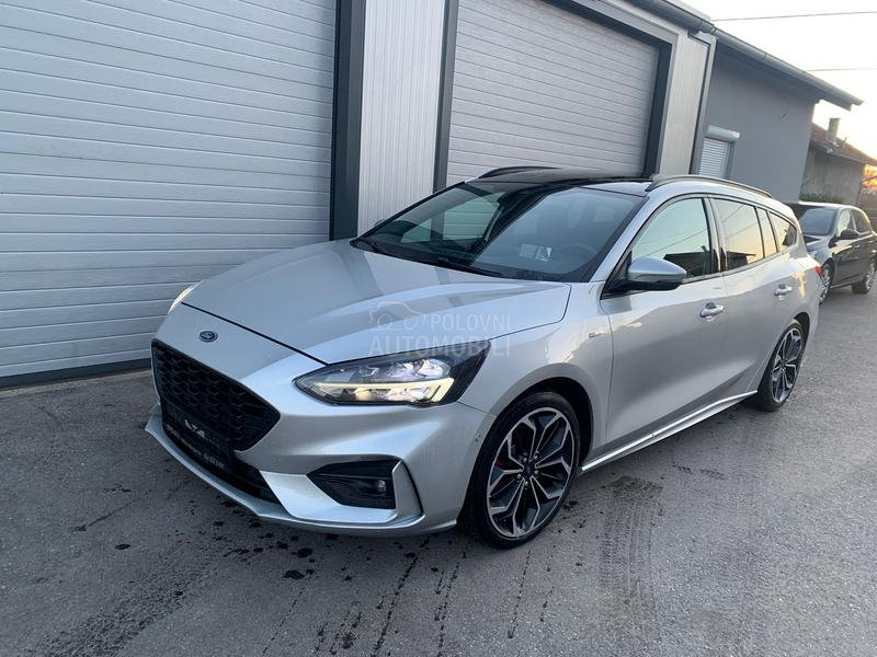Ford Focus 2.0 ST Line
