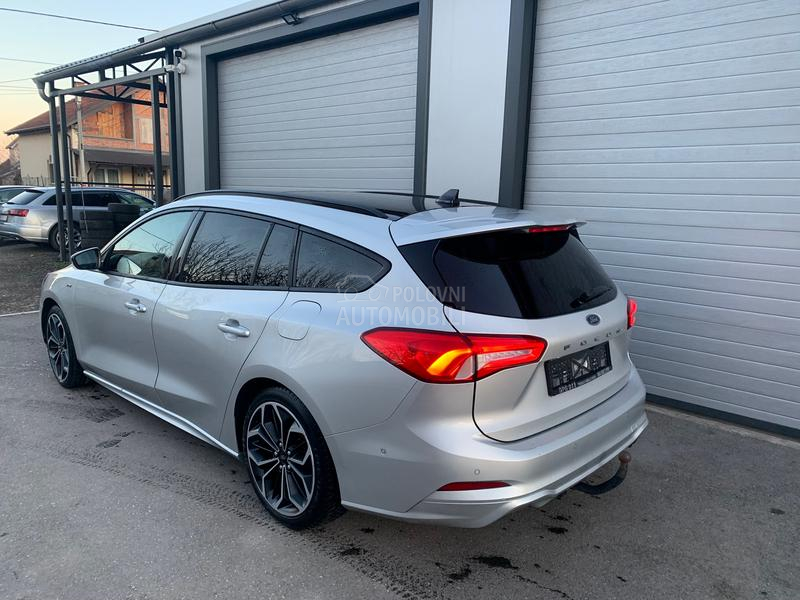 Ford Focus 2.0 ST Line