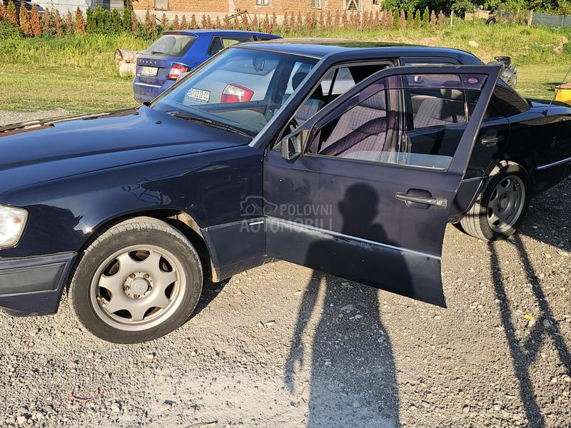 Mercedes Benz E 124 
