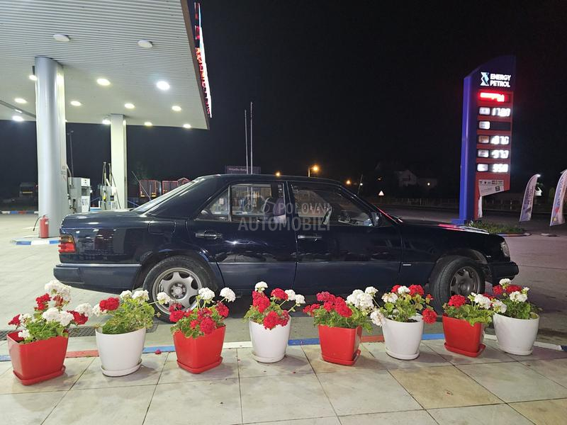 Mercedes Benz E 124 