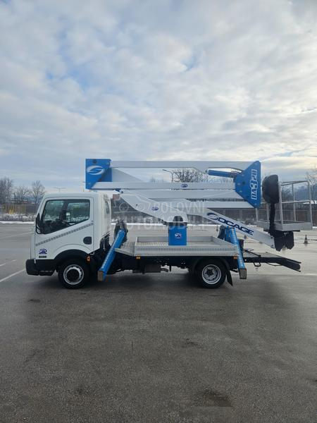 Nissan CABSTAR