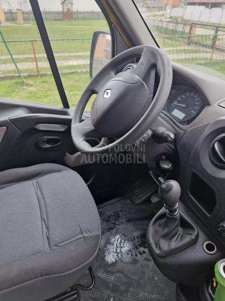 Renault Master 334