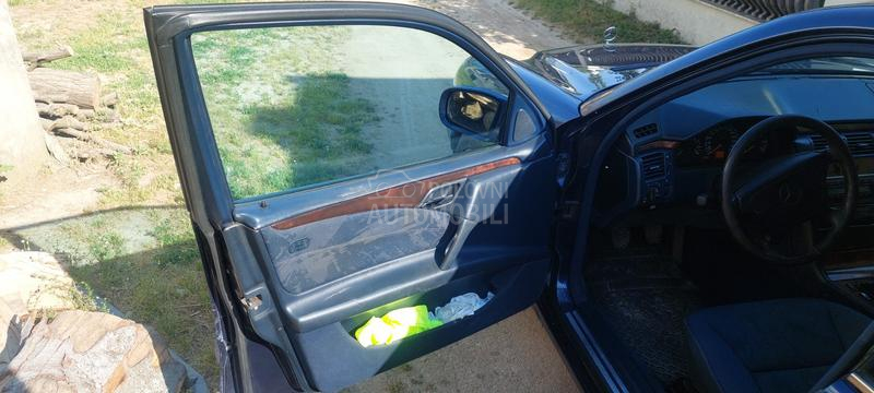 Mercedes Benz E 250 2500 tdi